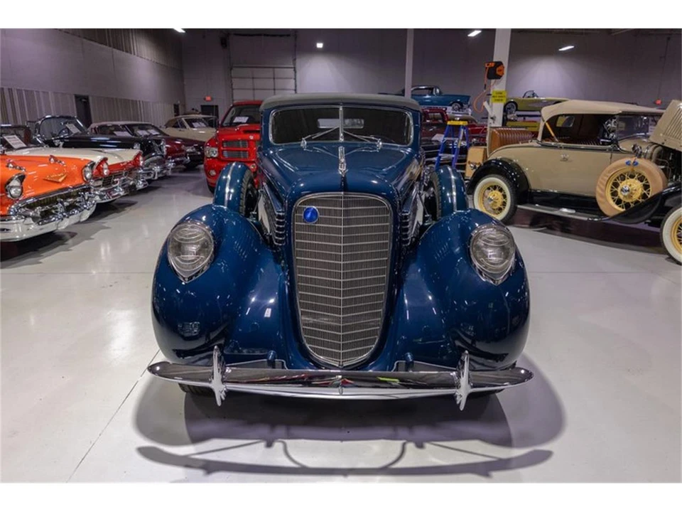 1939 Lincoln Zephyr - Image 13 of 31