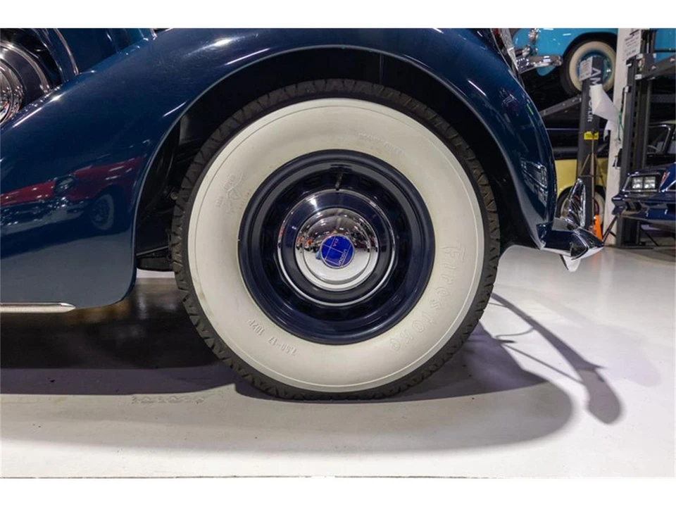 1939 Lincoln Zephyr - Image 27 of 31
