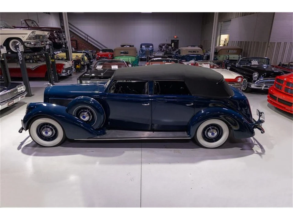 1939 Lincoln Zephyr - Image 11 of 31