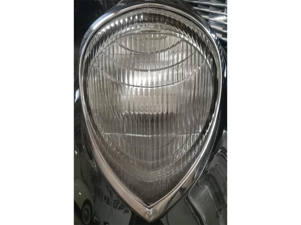 1939 Lincoln Zephyr - Image 30 of 31