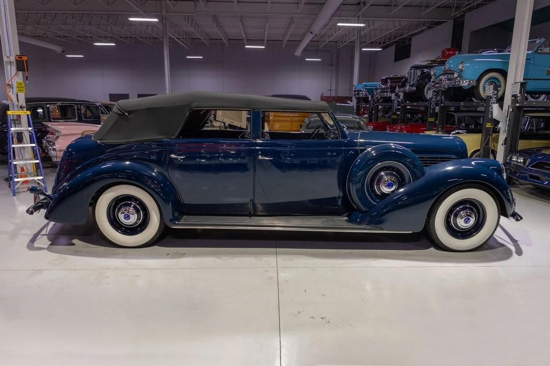 1939 Lincoln Zephyr - Image 18 of 31