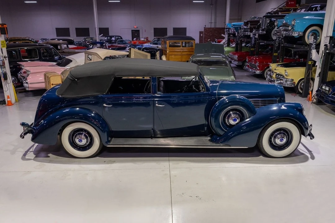 1939 Lincoln Zephyr - Image 10 of 31