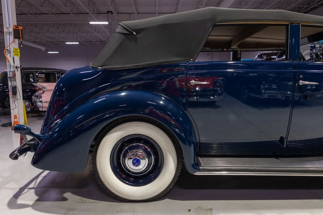 1939 Lincoln Zephyr - Image 27 of 31