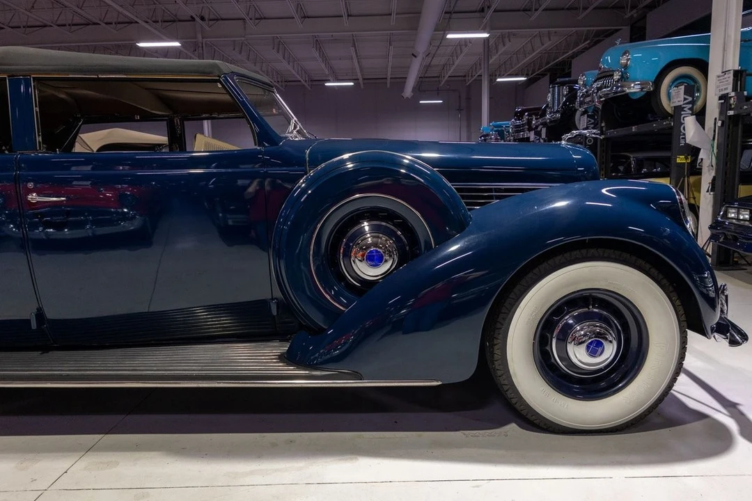 1939 Lincoln Zephyr - Image 29 of 31