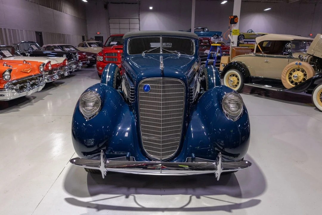 1939 Lincoln Zephyr - Image 16 of 31