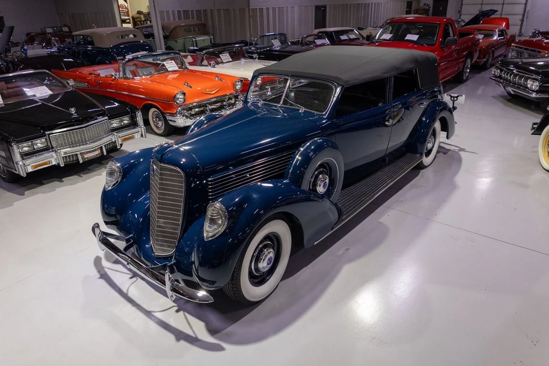 1939 Lincoln Zephyr - Image 7 of 31