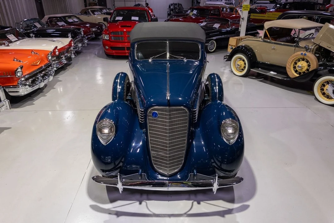 1939 Lincoln Zephyr - Image 8 of 31