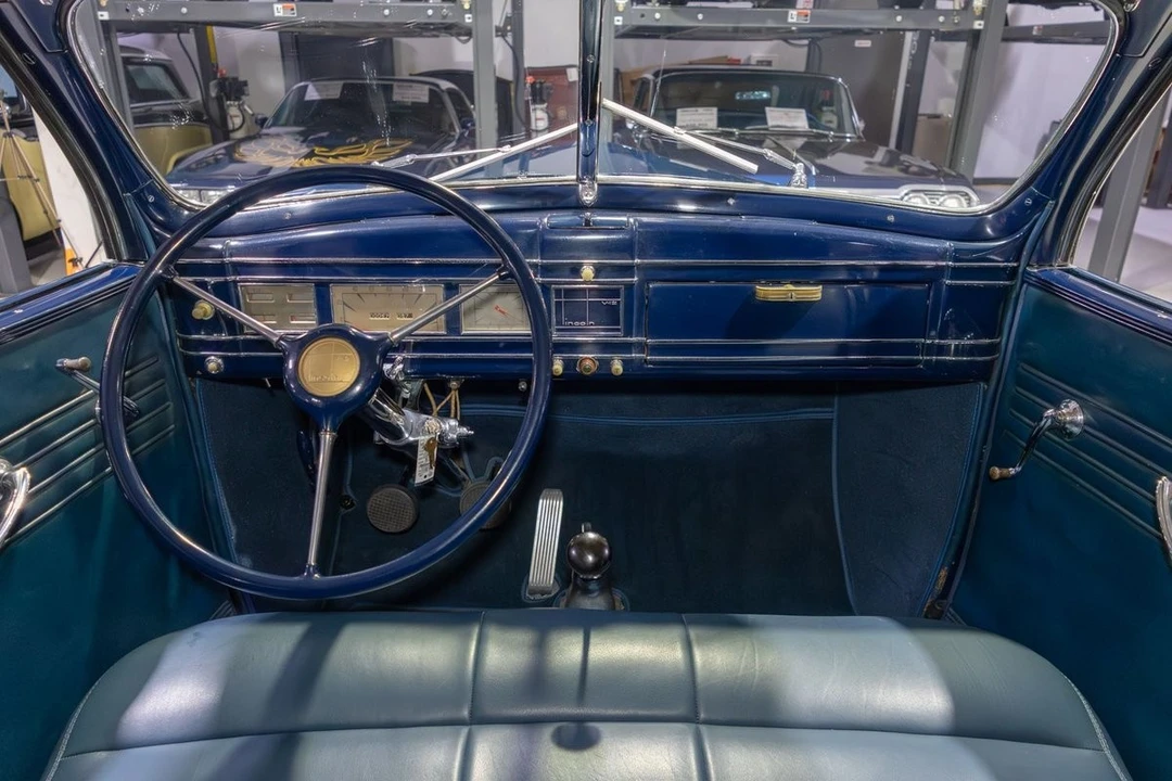 1939 Lincoln Zephyr - Image 4 of 31