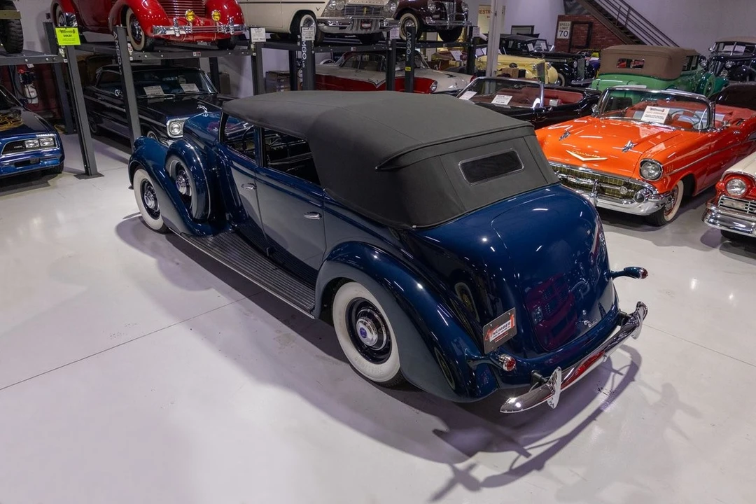 1939 Lincoln Zephyr - Image 13 of 31