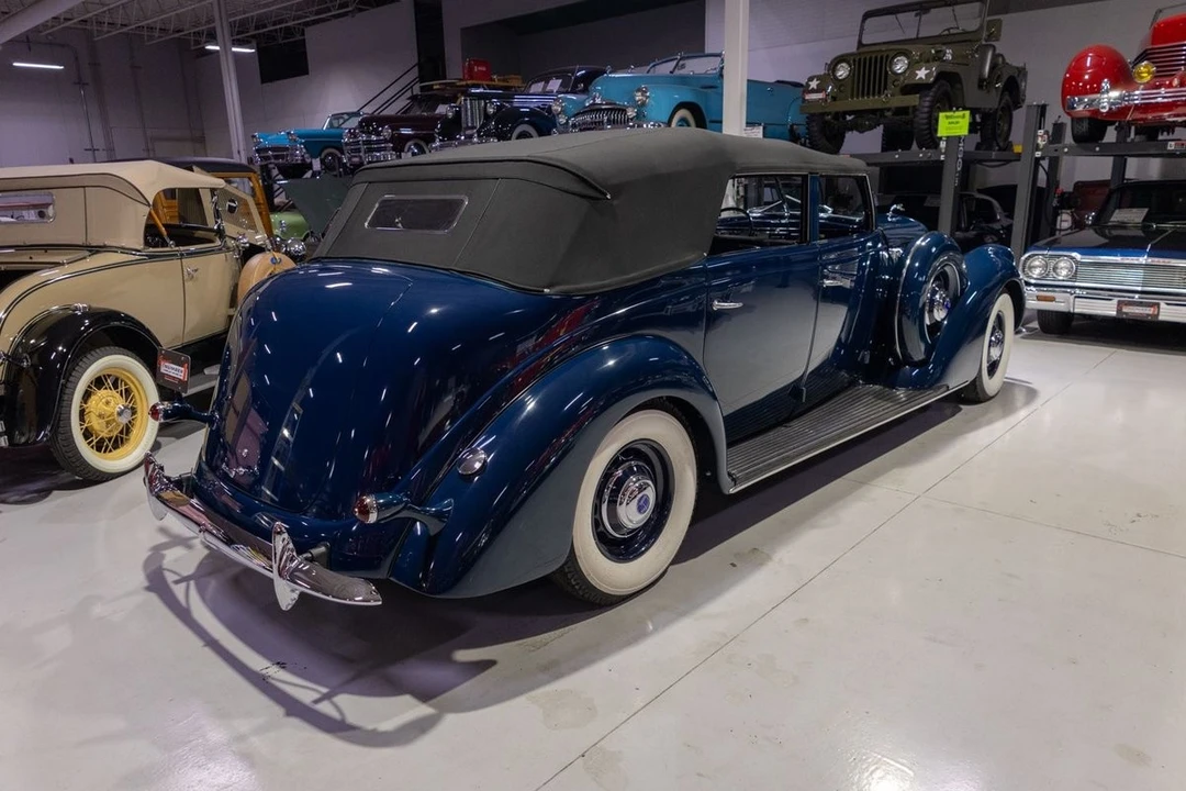 1939 Lincoln Zephyr - Image 19 of 31