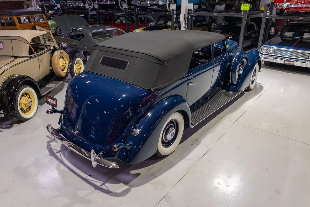 1939 Lincoln Zephyr - Image 2 of 31