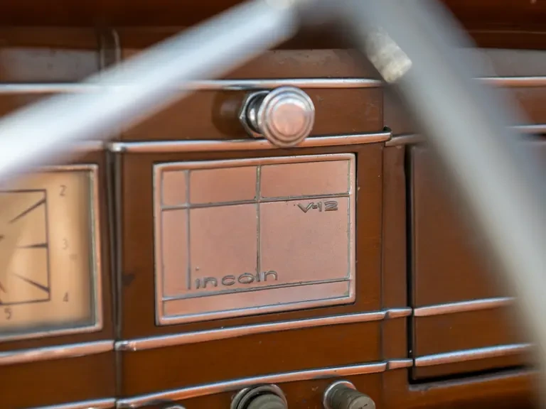 1939 Lincoln Zephyr - Image 17 of 31