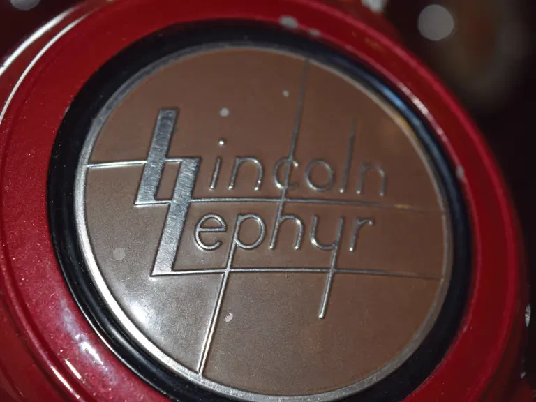 1939 Lincoln Zephyr - Image 21 of 23