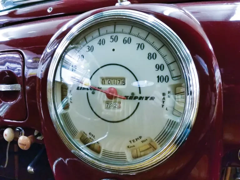 1939 Lincoln Zephyr - Image 16 of 23