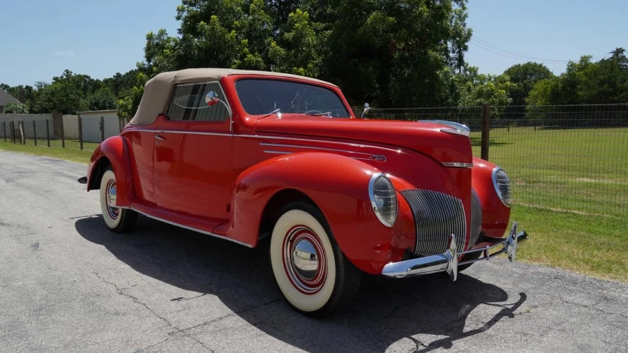 1939 Lincoln Zephyr - Image 9 of 31
