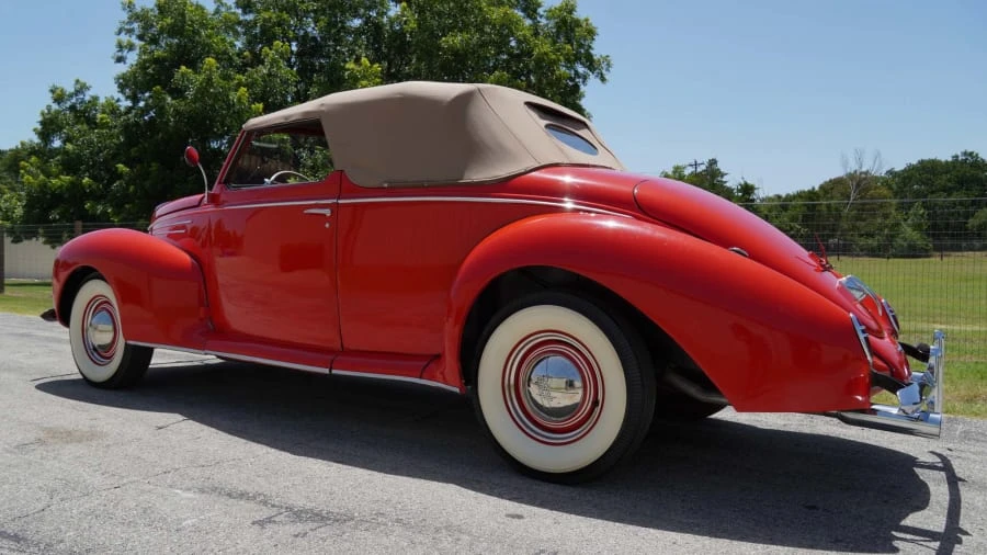 1939 Lincoln Zephyr - Image 8 of 31