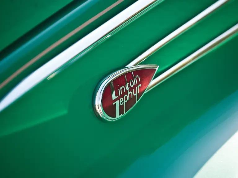 1939 Lincoln Zephyr - Image 6 of 17