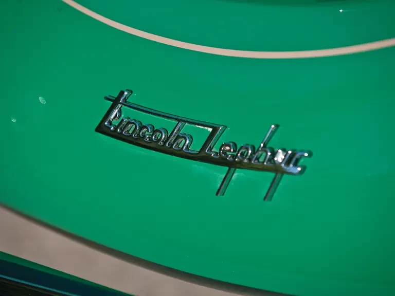 1939 Lincoln Zephyr - Image 12 of 17