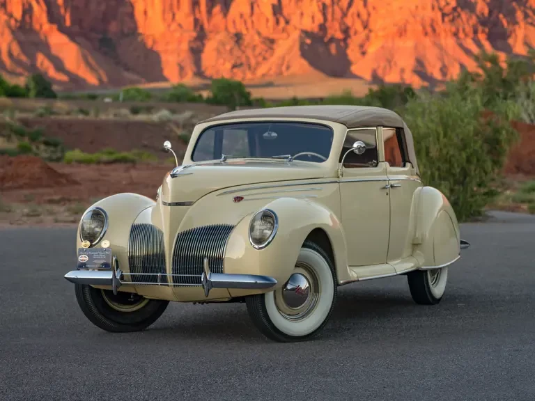 1939 Lincoln Zephyr - Image 2 of 31