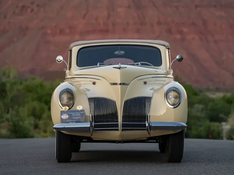 1939 Lincoln Zephyr - Image 8 of 31