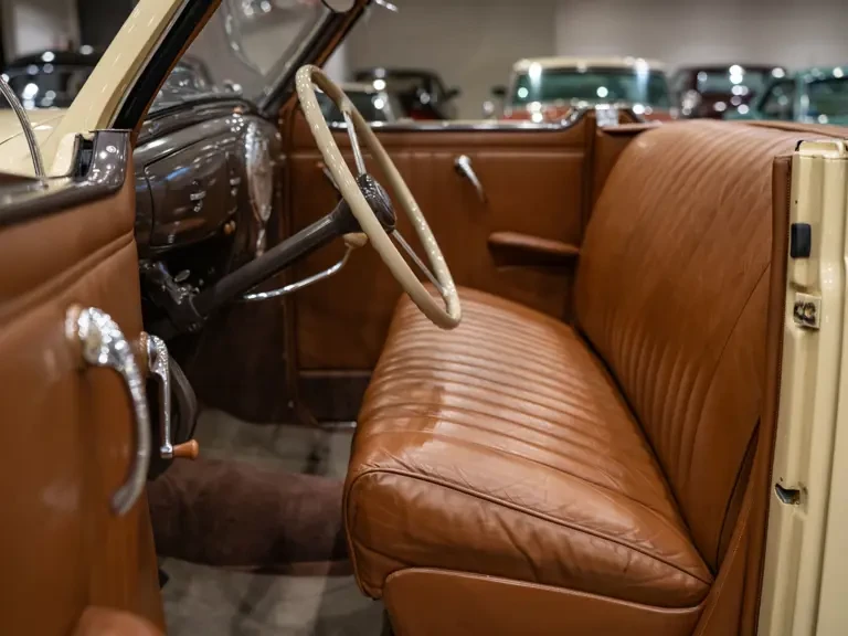 1939 Lincoln Zephyr - Image 26 of 31
