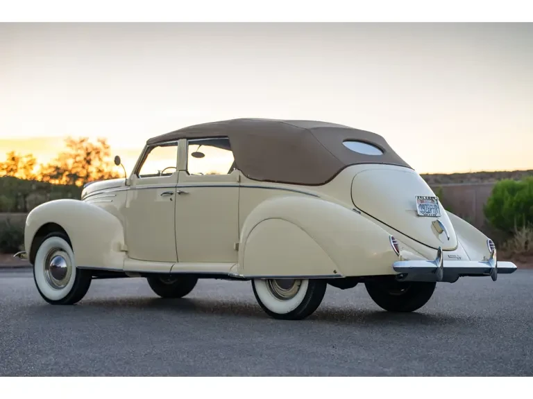 1939 Lincoln Zephyr - Image 11 of 31
