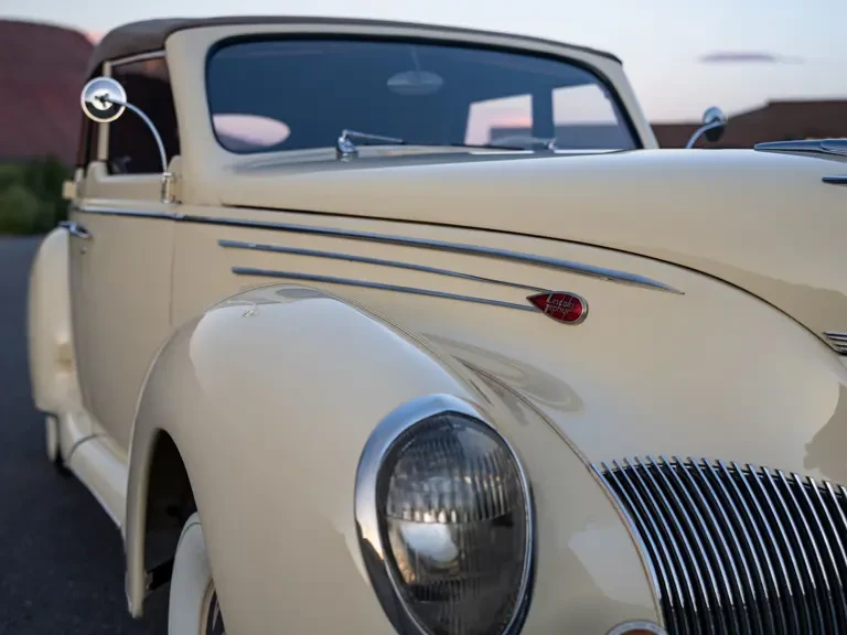 1939 Lincoln Zephyr - Image 14 of 31