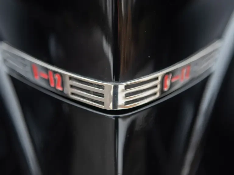 1939 Lincoln Zephyr - Image 25 of 28