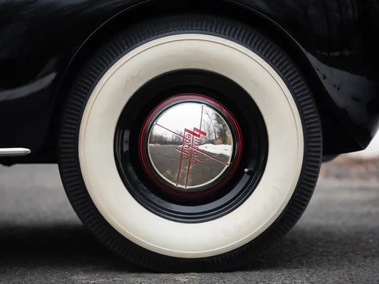 1939 Lincoln Zephyr - Image 23 of 28
