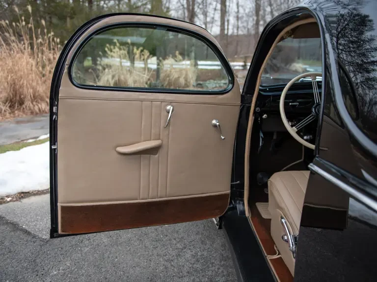 1939 Lincoln Zephyr - Image 17 of 28