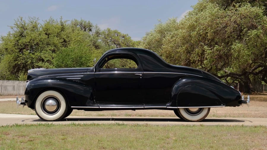 1939 Lincoln Zephyr - Image 2 of 19