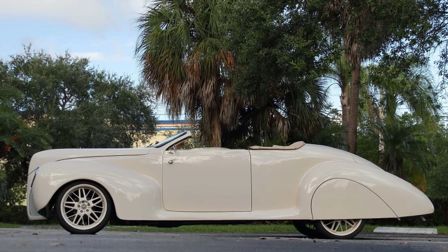 1939 Lincoln Zephyr - Image 2 of 22