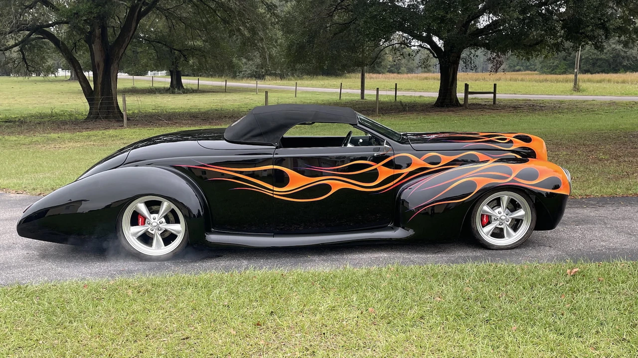 1939 Lincoln Zephyr - Image 14 of 20