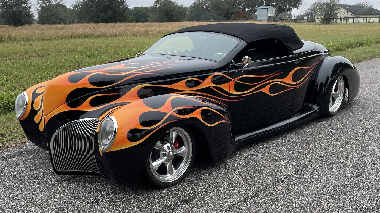 1939 Lincoln Zephyr - Image 18 of 20