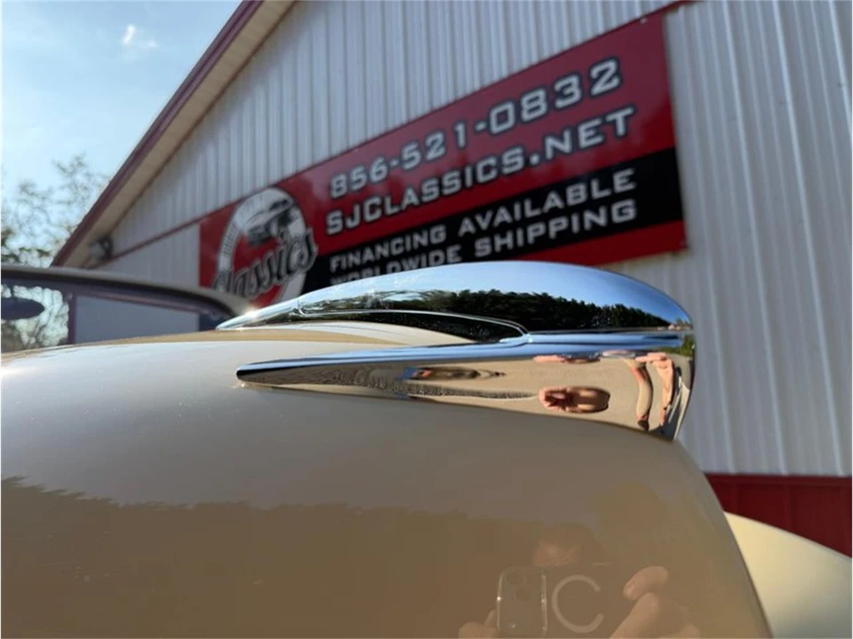 1939 Lincoln Zephyr - Image 22 of 31