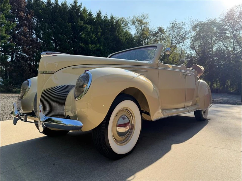 1939 Lincoln Zephyr - Image 15 of 31