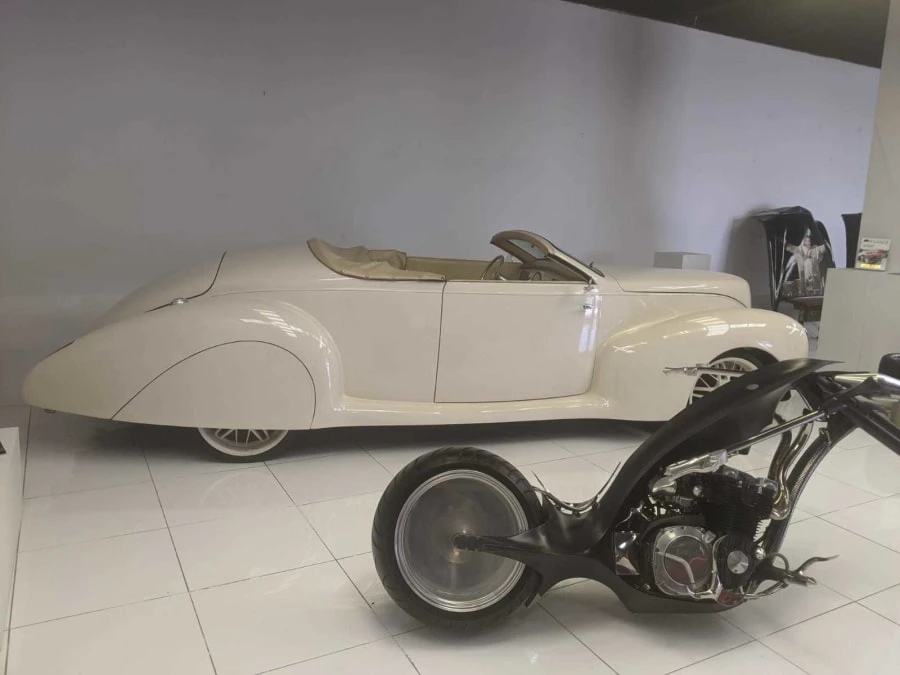 1939 Lincoln Zephyr - Image 18 of 19