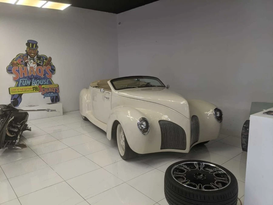 1939 Lincoln Zephyr - Image 19 of 19