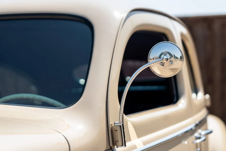 1939 Lincoln Zephyr - Image 7 of 31