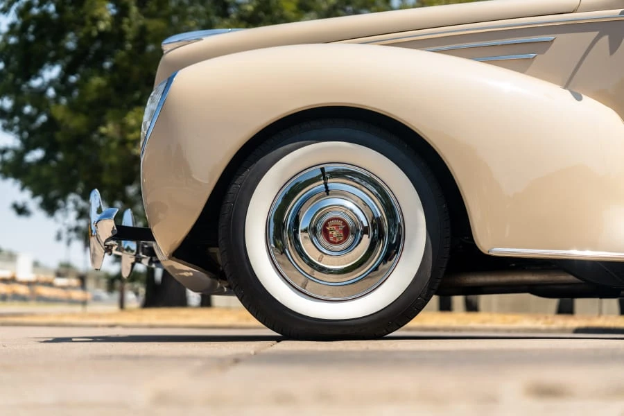 1939 Lincoln Zephyr - Image 16 of 31