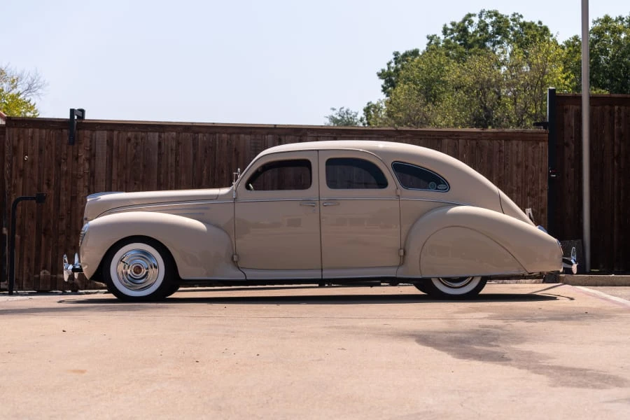 1939 Lincoln Zephyr - Image 8 of 31