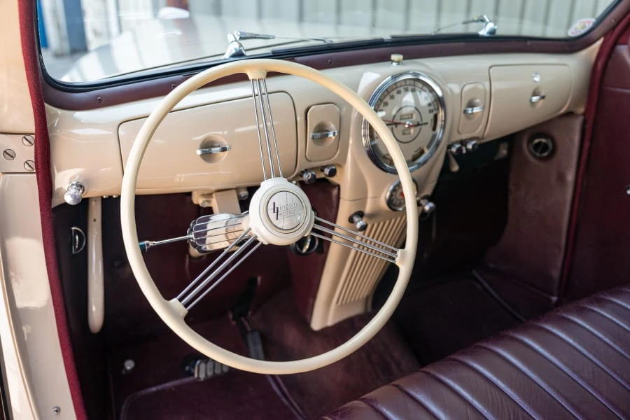 1939 Lincoln Zephyr - Image 18 of 31
