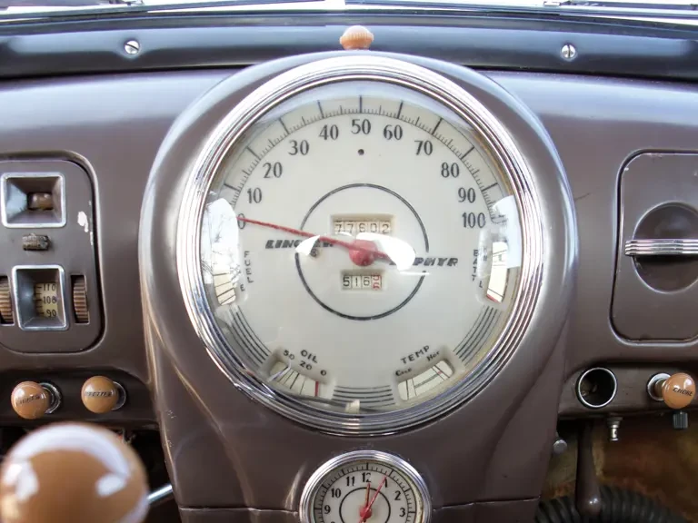 1939 Lincoln Zephyr - Image 31 of 31