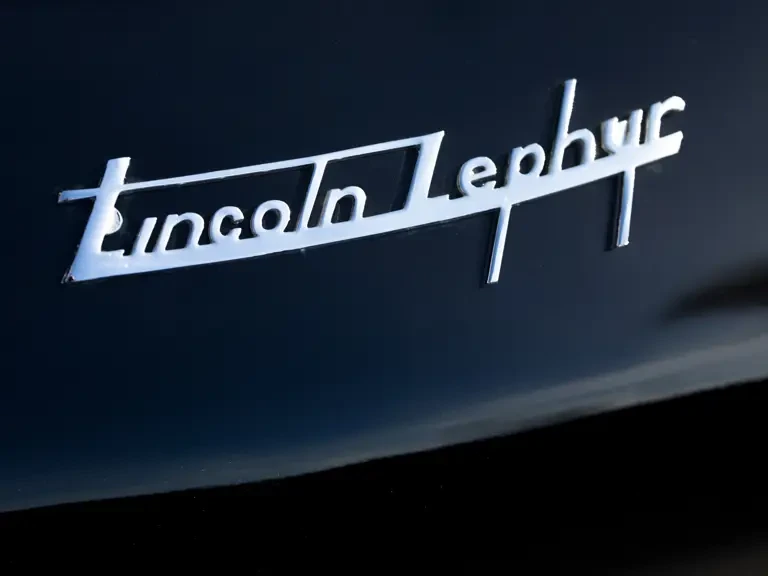 1939 Lincoln Zephyr - Image 28 of 31