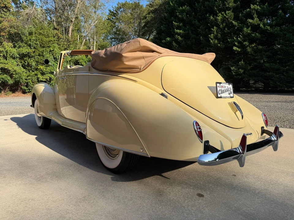 1939 Lincoln Zephyr - Image 10 of 21