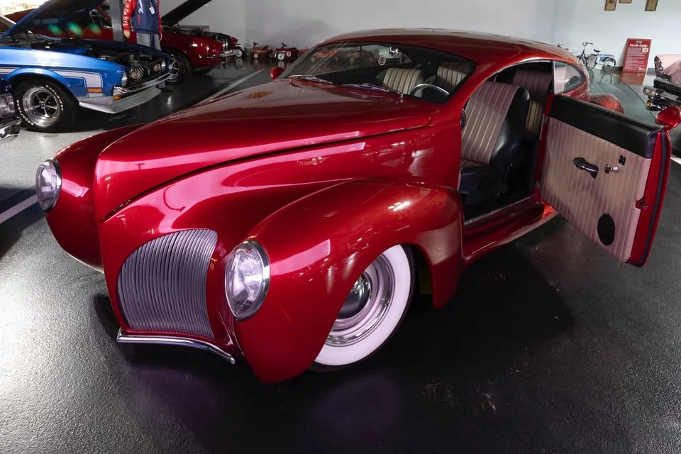1939 Lincoln Zephyr - Image 6 of 11