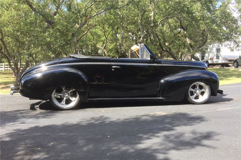 1939 Mercury Eight - Image 2 of 5