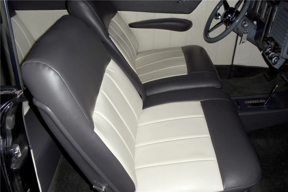 1939 Mercury Eight - Image 4 of 5