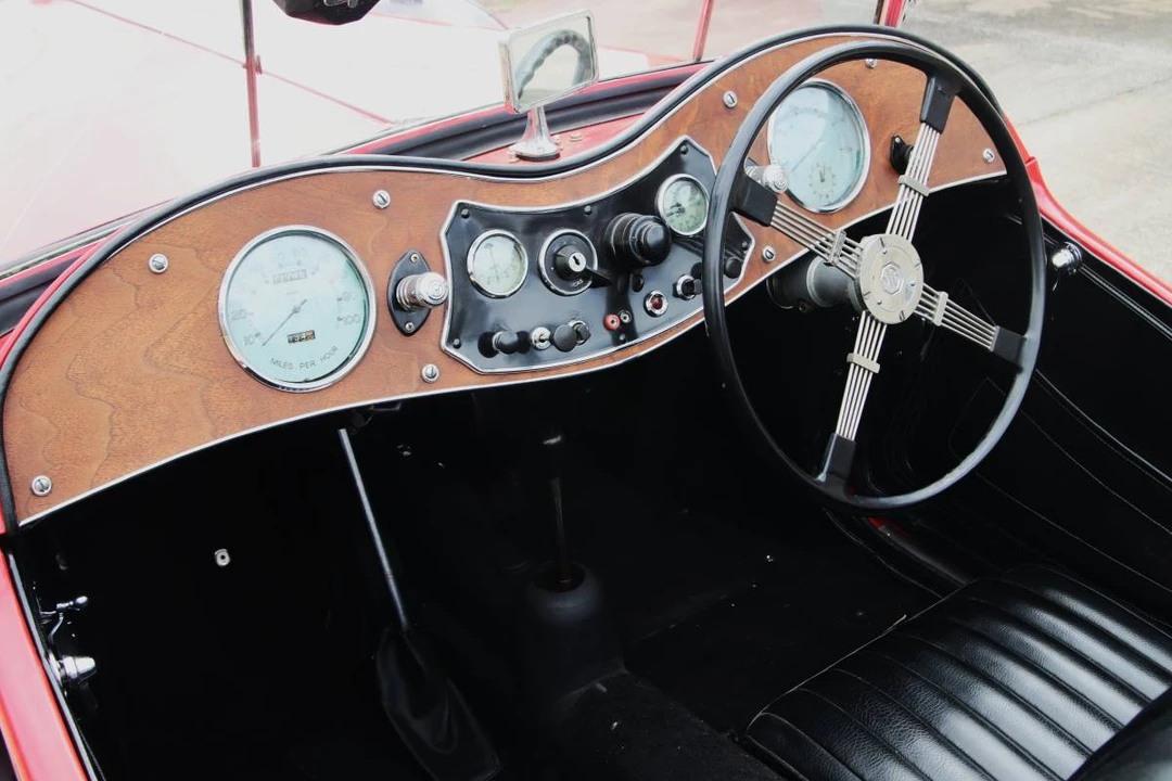 1939 MG - Image 3 of 3