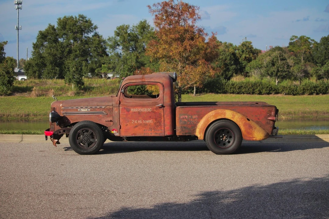 1939 Mack - Image 2 of 21